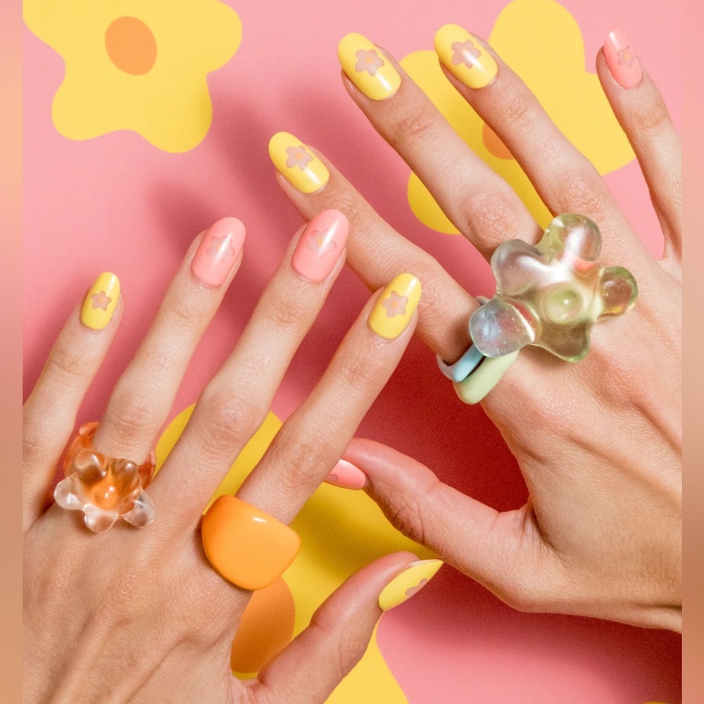 Chillhouse Chill tips press-on nails